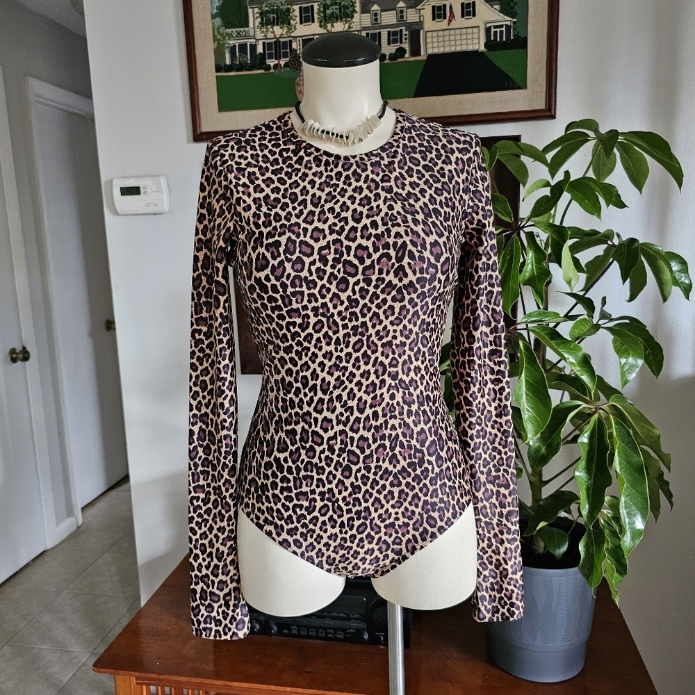 Cover Leopard Print Long-sleeve One-piece Zipper Back Swimming Suit Size S